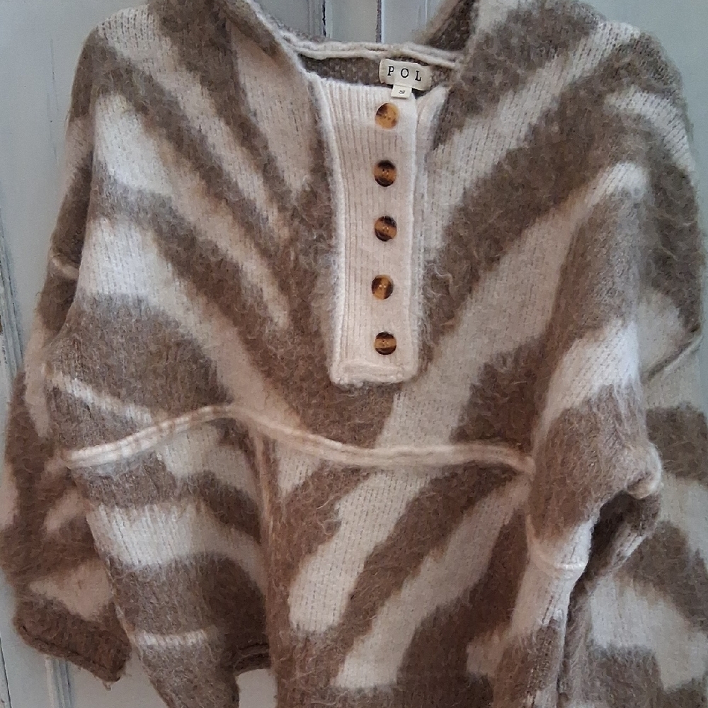 POL Brown and Cream Hooded Sweater - Picture 4 of 7
